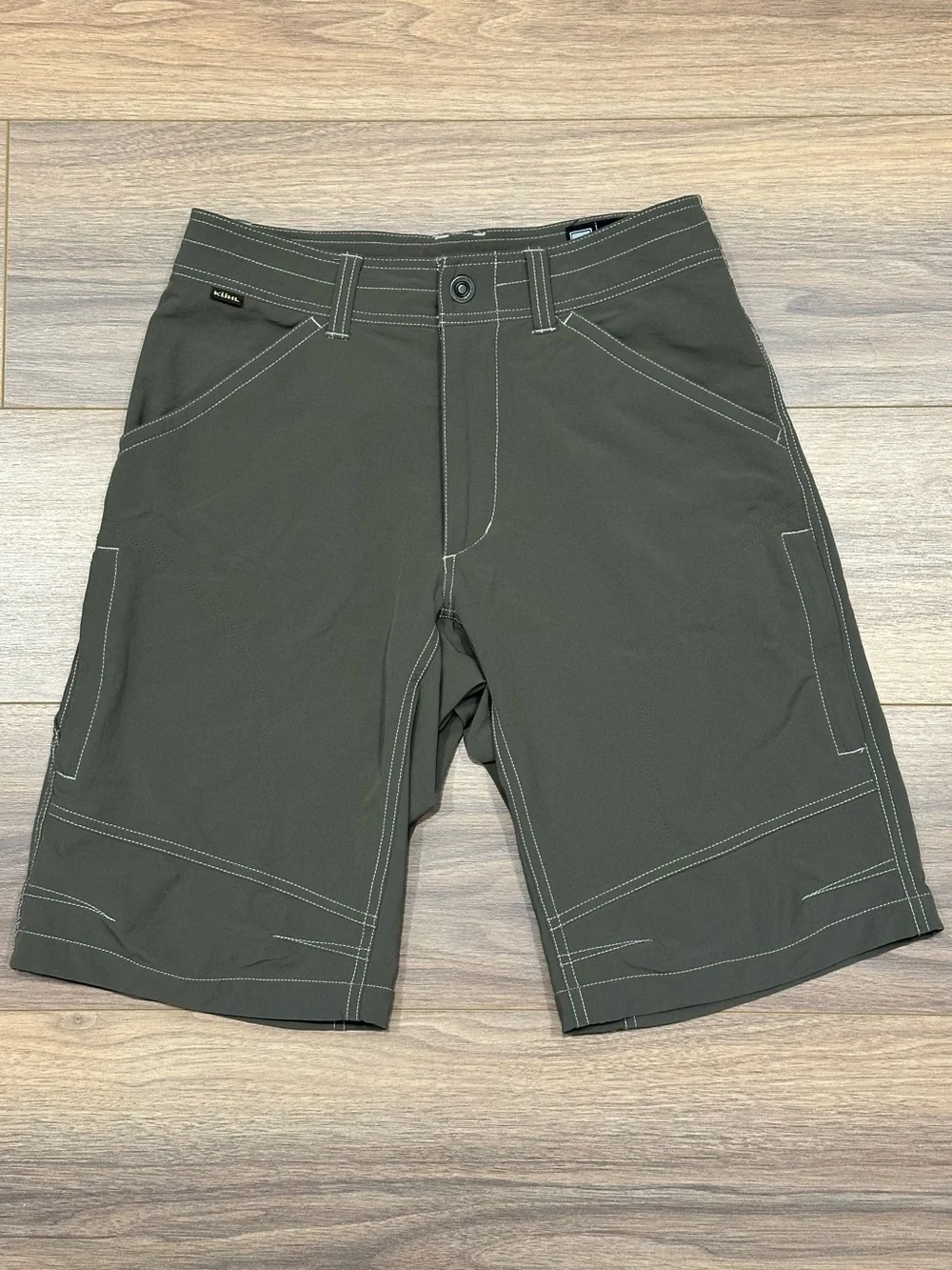 Kuhl Renegade Shorts in Olive Green Size 30